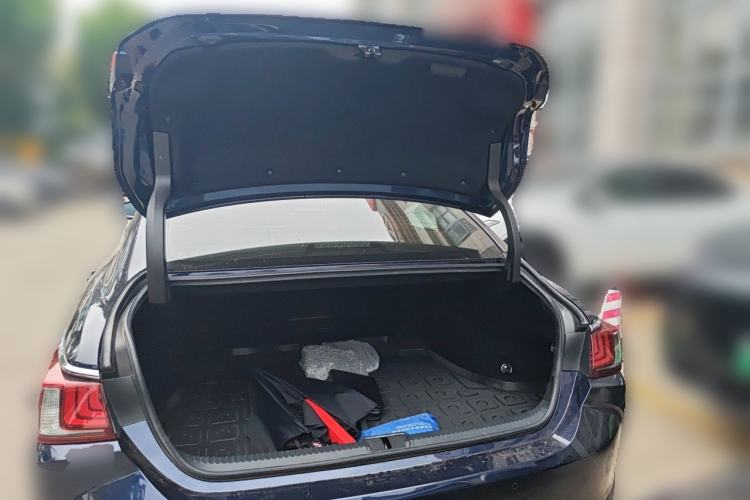 Used Lexus ES 2020 200 Excellence Edition Trunk