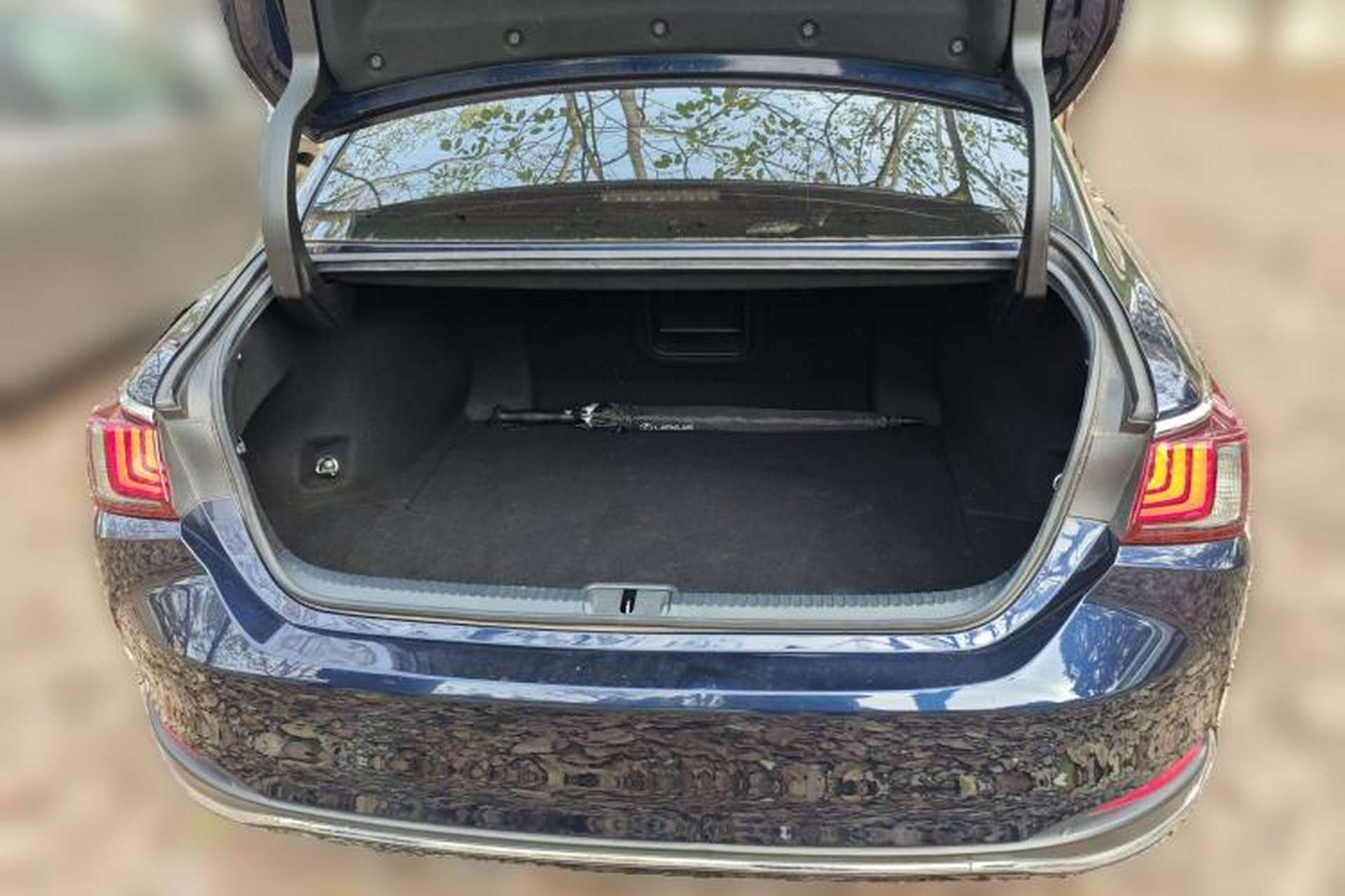 Used Lexus ES 2020 200 Excellence Edition Trunk