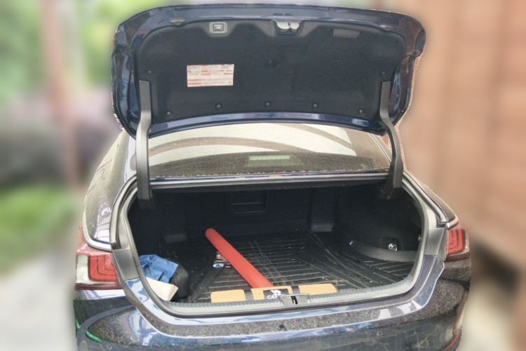 Used Lexus ES 2020 300h Executive Edition Trunk