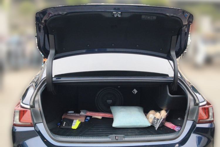 Used Lexus ES 2020 300h Premier Edition Trunk