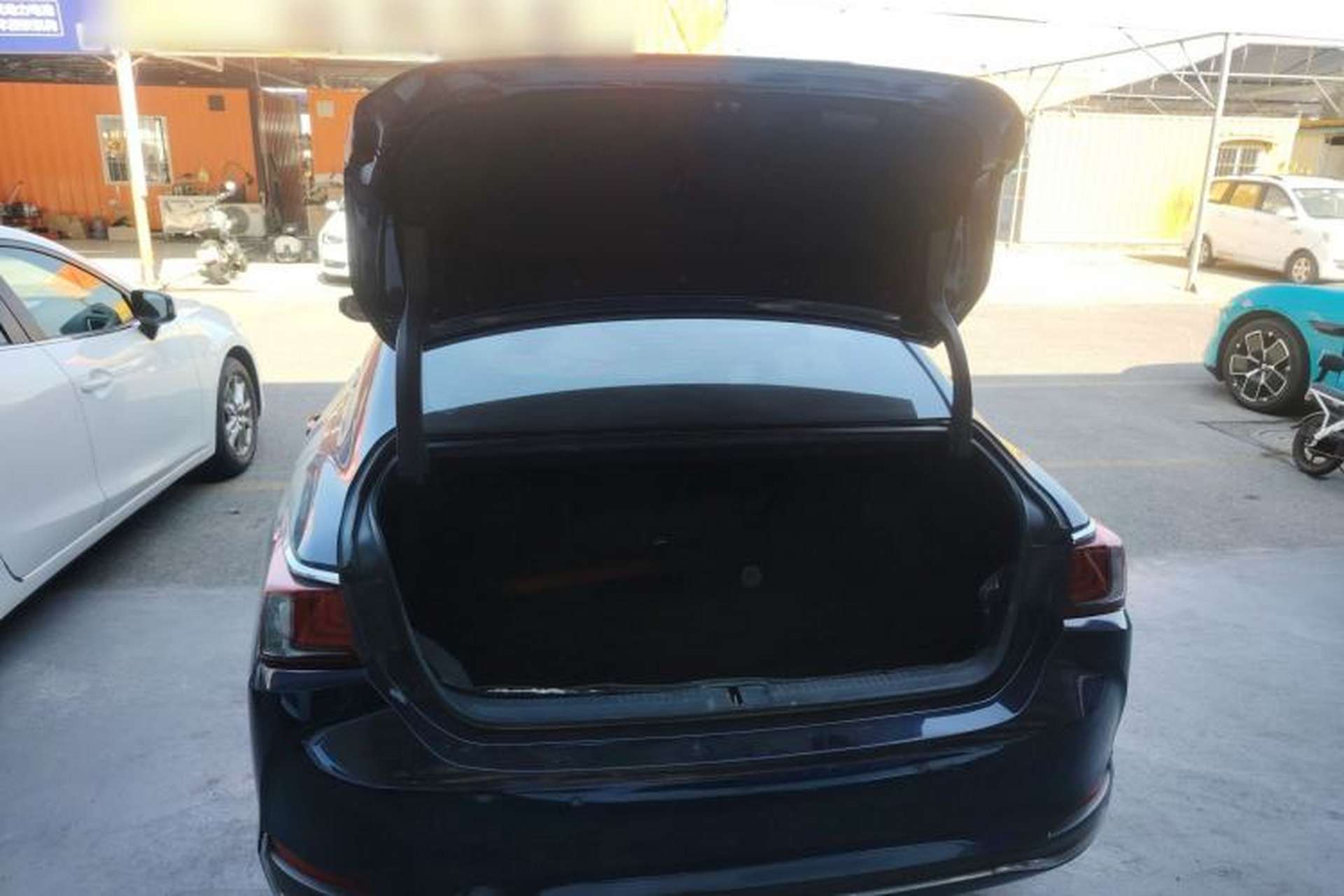 Used Lexus ES 2020 200 Excellence Edition Trunk