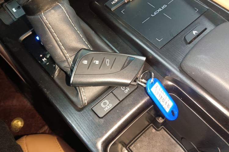 Used Lexus ES 2020 200 Excellence Edition Vehicle Key