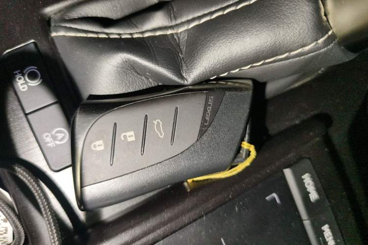 Used Lexus ES 2020 200 Excellence Edition Vehicle Key