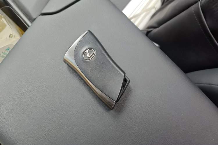 Used Lexus ES 2020 200 Excellence Edition Vehicle Key