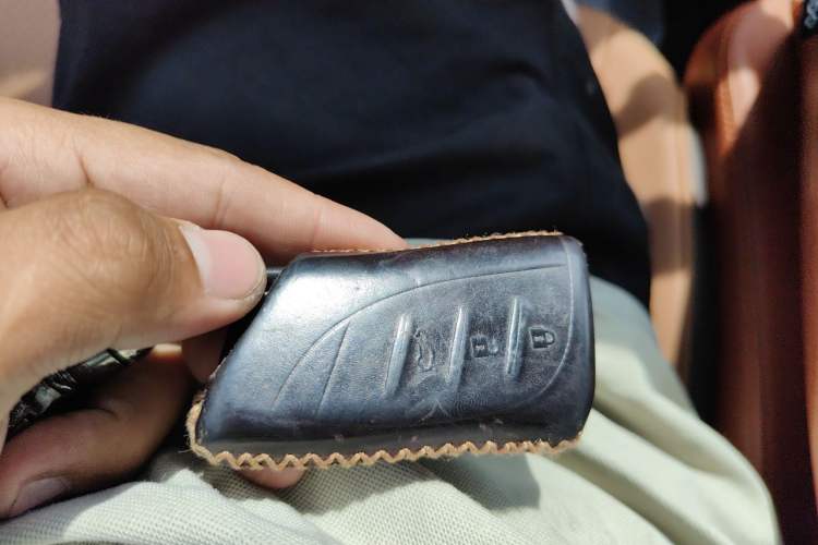 Used Lexus ES 2020 300h Deluxe Edition Vehicle Key