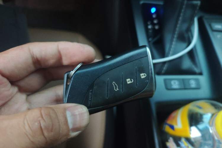 Used Lexus ES 2020 200 Excellence Edition Vehicle Key