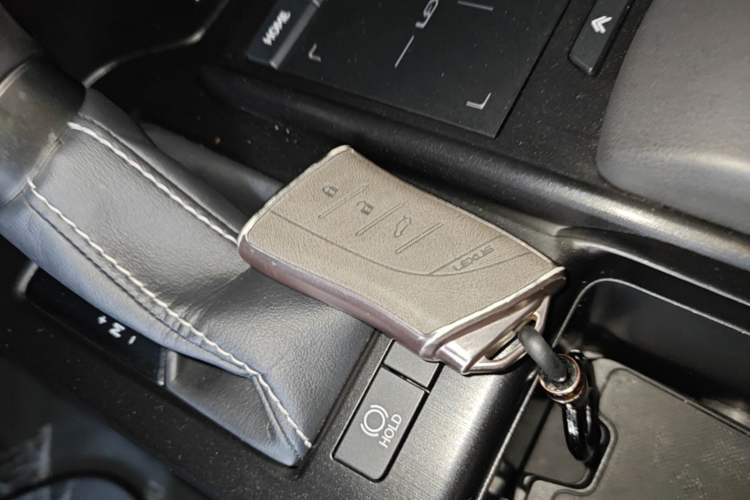 Used Lexus ES 2020 200 Excellence Edition Vehicle Key