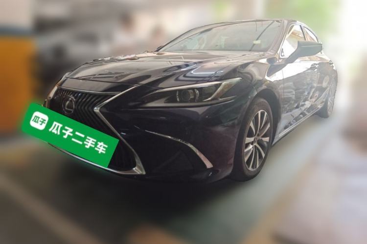 Used Lexus ES 2020 200 Excellence Edition Guazi used car, China used car export, Used car for sale, Used  cars, Cheapest cars for sale