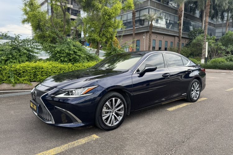 Lexus ES 2020 300h Premier Edition usado Guazi used car, China used car export, Used car for sale, Used cars, Cheapest cars for sale
