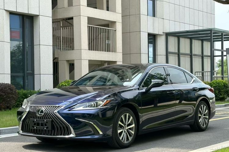 Used Lexus ES 2020 200 Excellence Edition Guazi used car, China used car export, Used car for sale, Used cars, Cheapest cars for sale