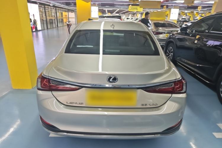 Used Lexus ES 2020 200 Excellence Edition Rear