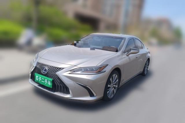 Used Lexus ES 2020 300h Deluxe Edition