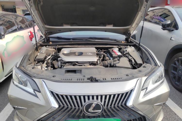 Used Lexus ES 2020 200 Excellence Edition Engine Bay