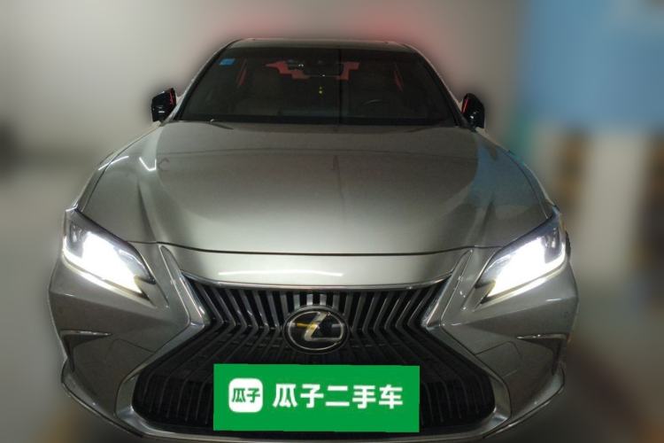 Used Lexus ES 2020 200 Excellence Edition Exterior 1
