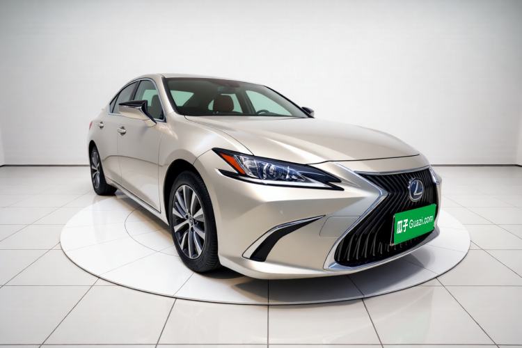 Used Lexus ES 2020 200 Excellence Edition Exterior 2