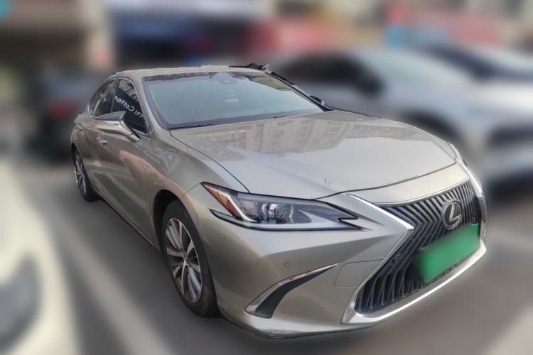 Used Lexus ES 2020 200 Excellence Edition Exterior 2