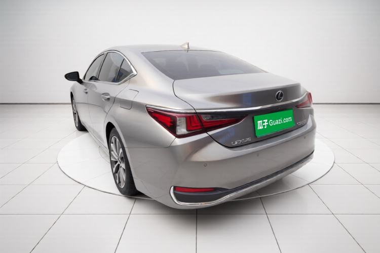 Used Lexus ES 2020 200 Excellence Edition Exterior 3
