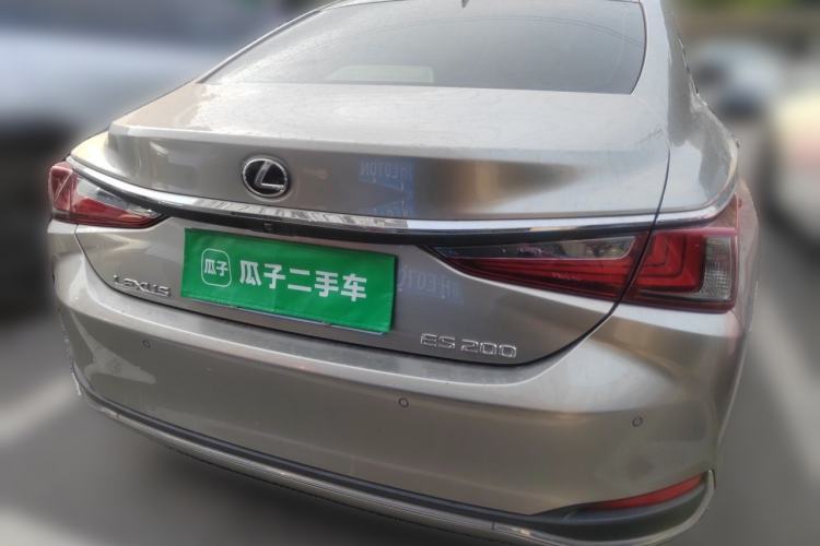 Used Lexus ES 2020 200 Excellence Edition Exterior 4