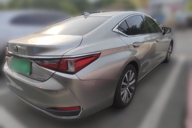 Used Lexus ES 2020 200 Excellence Edition Exterior 5