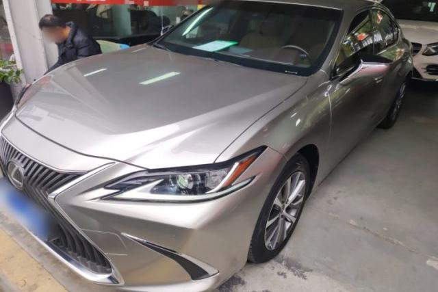 Used Lexus ES 2020 200 Excellence Edition