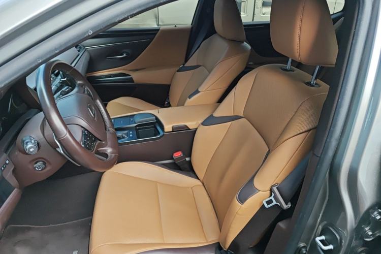 Used Lexus ES 2020 200 Excellence Edition Left Front Seat