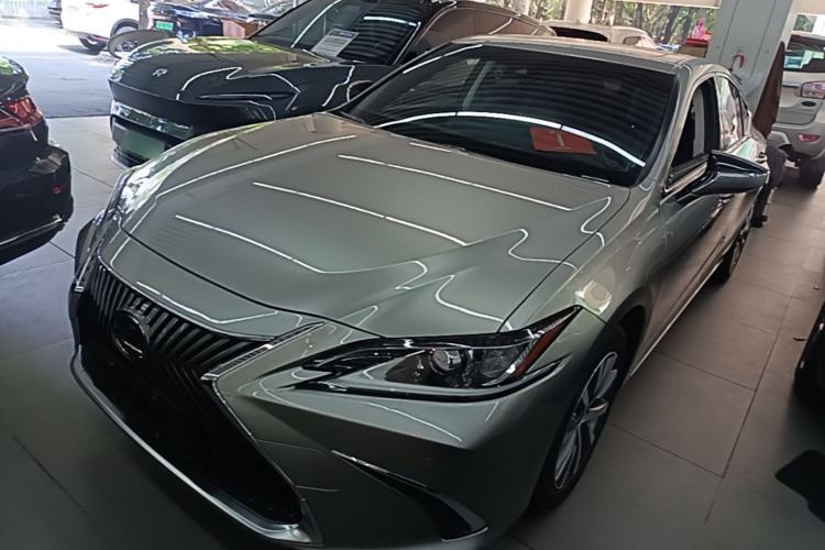 Used Lexus ES 2020 200 Excellence Edition Guazi used car, China used car export, Used car for sale, Used  cars, Cheapest cars for sale