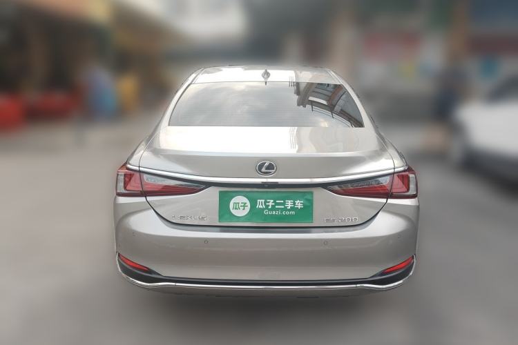 Used Lexus ES 2020 200 Luxury Edition Rear