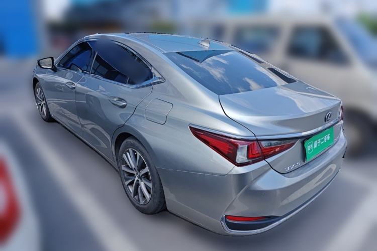 Used Lexus ES 2020 200 Excellence Edition Rear Left 45 Deg