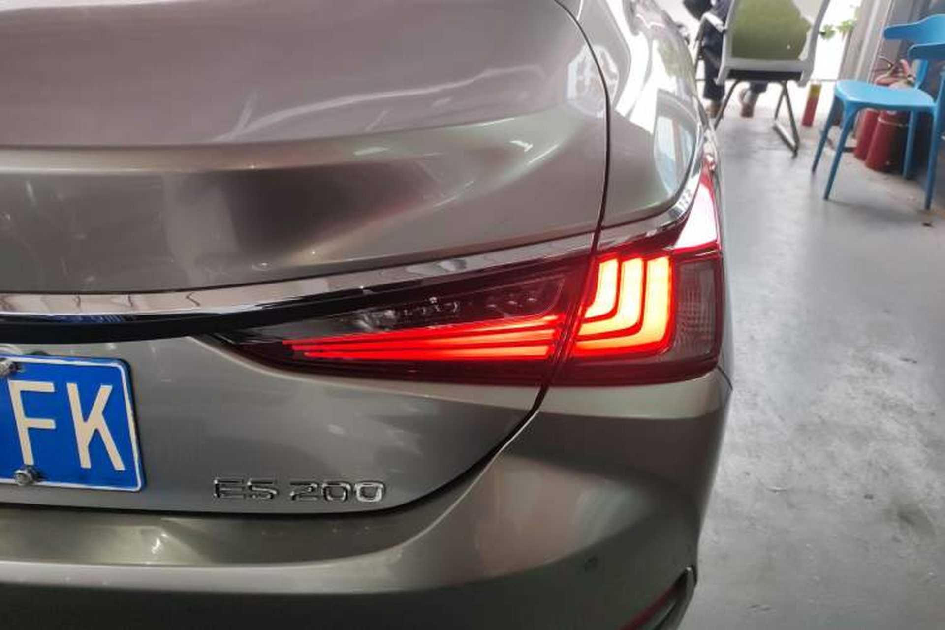 Used Lexus ES 2020 200 Excellence Edition Right Rear Taillight