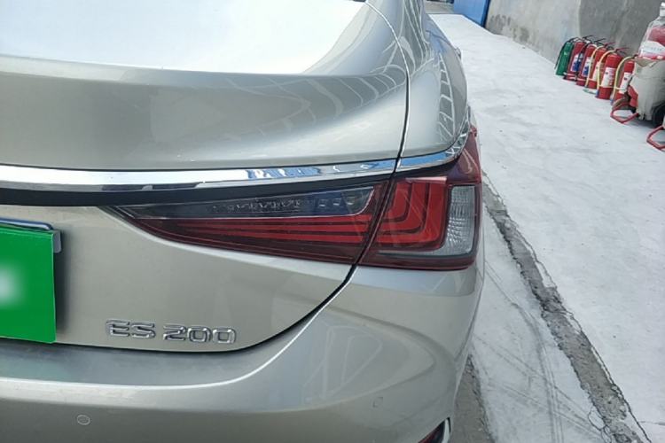 Used Lexus ES 2020 200 Excellence Edition Right Rear Taillight