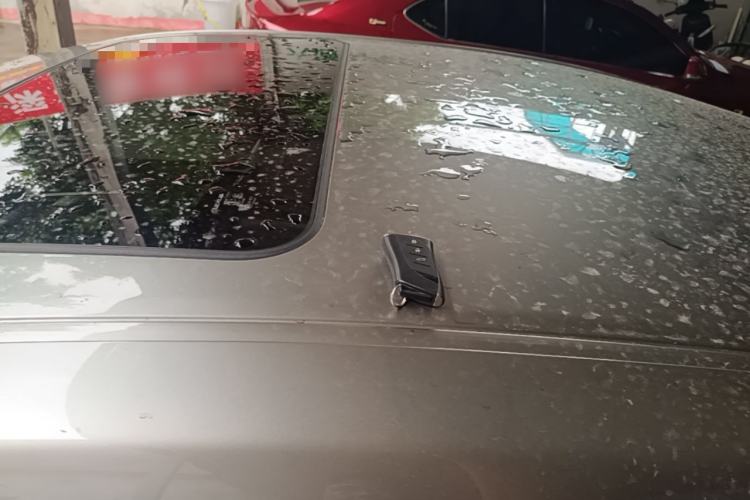 Used Lexus ES 2020 300h Premier Edition Roof