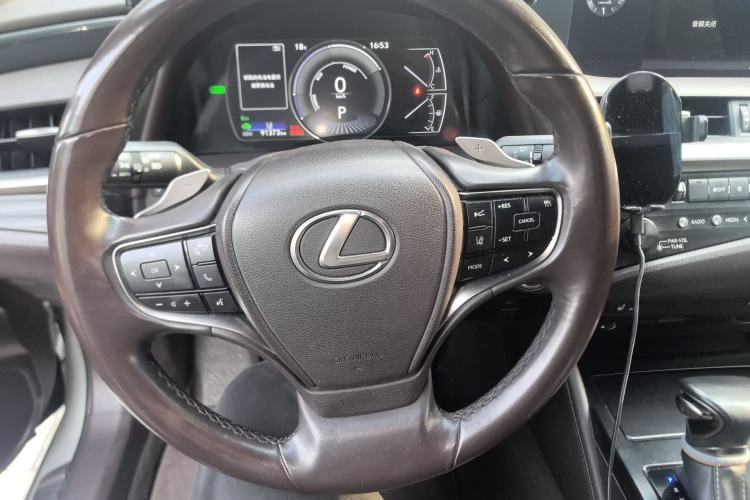 Used Lexus ES 2020 300h Premier Edition Steering Wheel