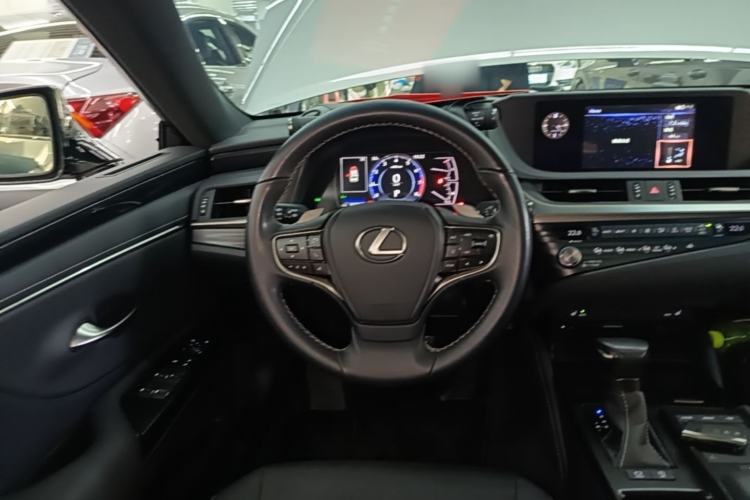 Used Lexus ES 2020 200 Excellence Edition Steering Wheel
