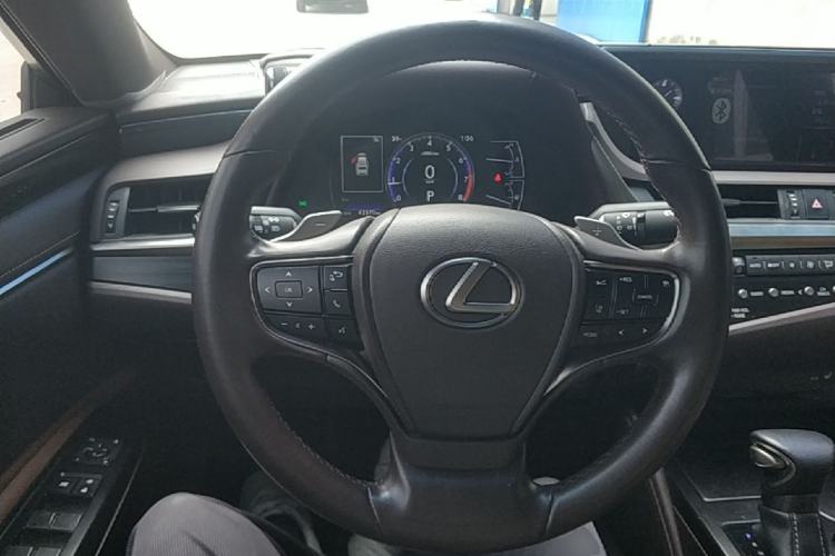 Used Lexus ES 2020 200 Excellence Edition Steering Wheel
