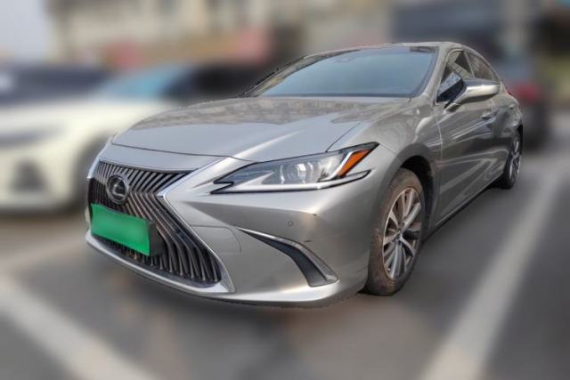 Lexus ES 2020 200 Excellence Edition usado