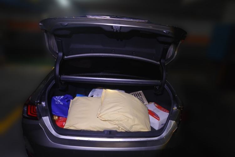 Used Lexus ES 2020 300h Premier Edition Trunk