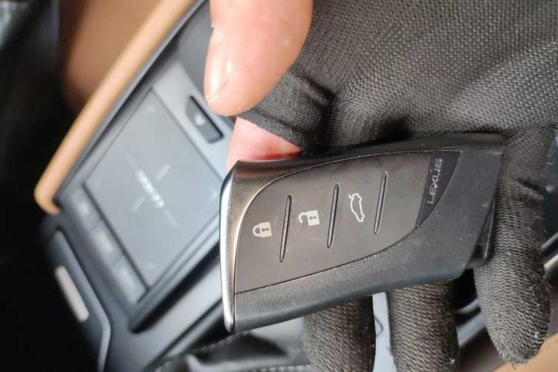 Used Lexus ES 2020 200 Excellence Edition Vehicle Key
