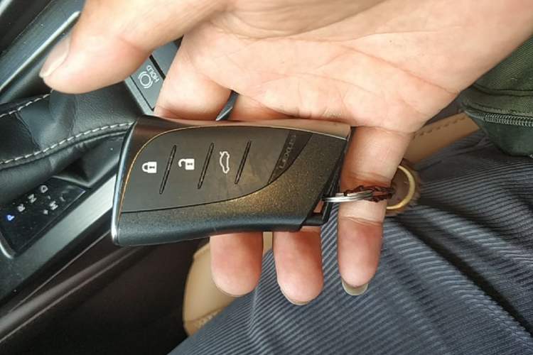 Used Lexus ES 2020 200 Excellence Edition Vehicle Key