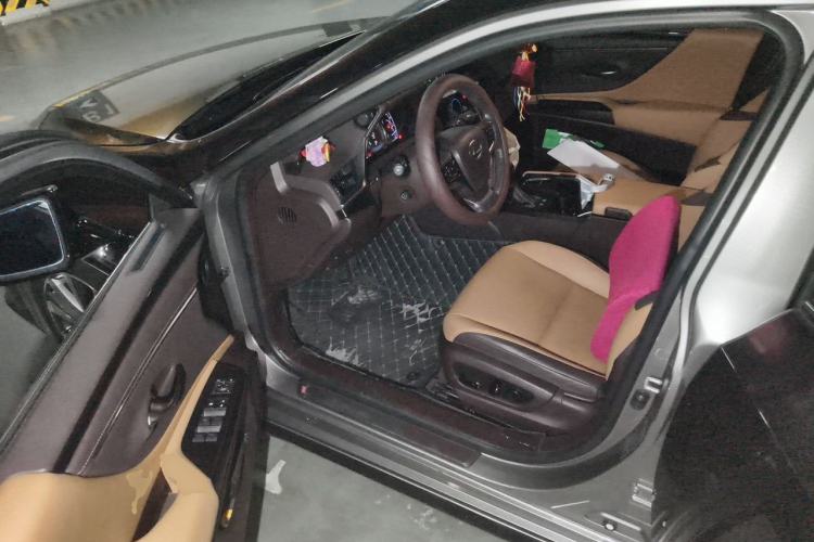 Used Lexus ES 2020 300h Premier Edition Driver Seat