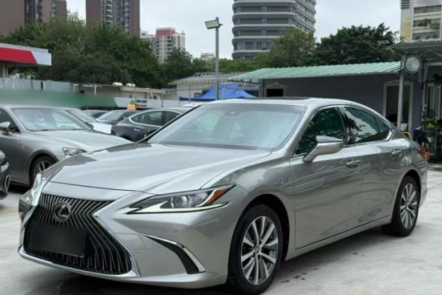 Used Lexus ES 2020 260 Excellence Edition