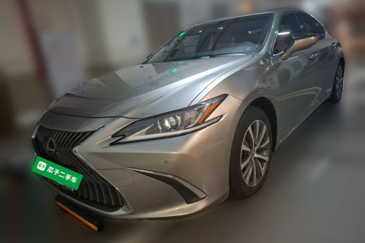 Used Lexus ES 2020 200 Excellence Edition Guazi used car, China used car export, Used car for sale, Used  cars, Cheapest cars for sale