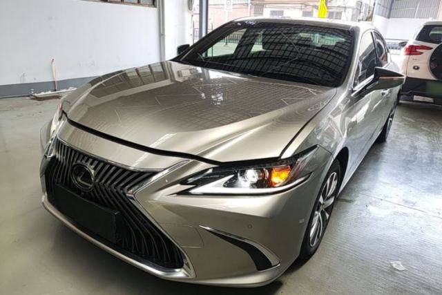 Used Lexus ES 2020 200 Excellence Edition