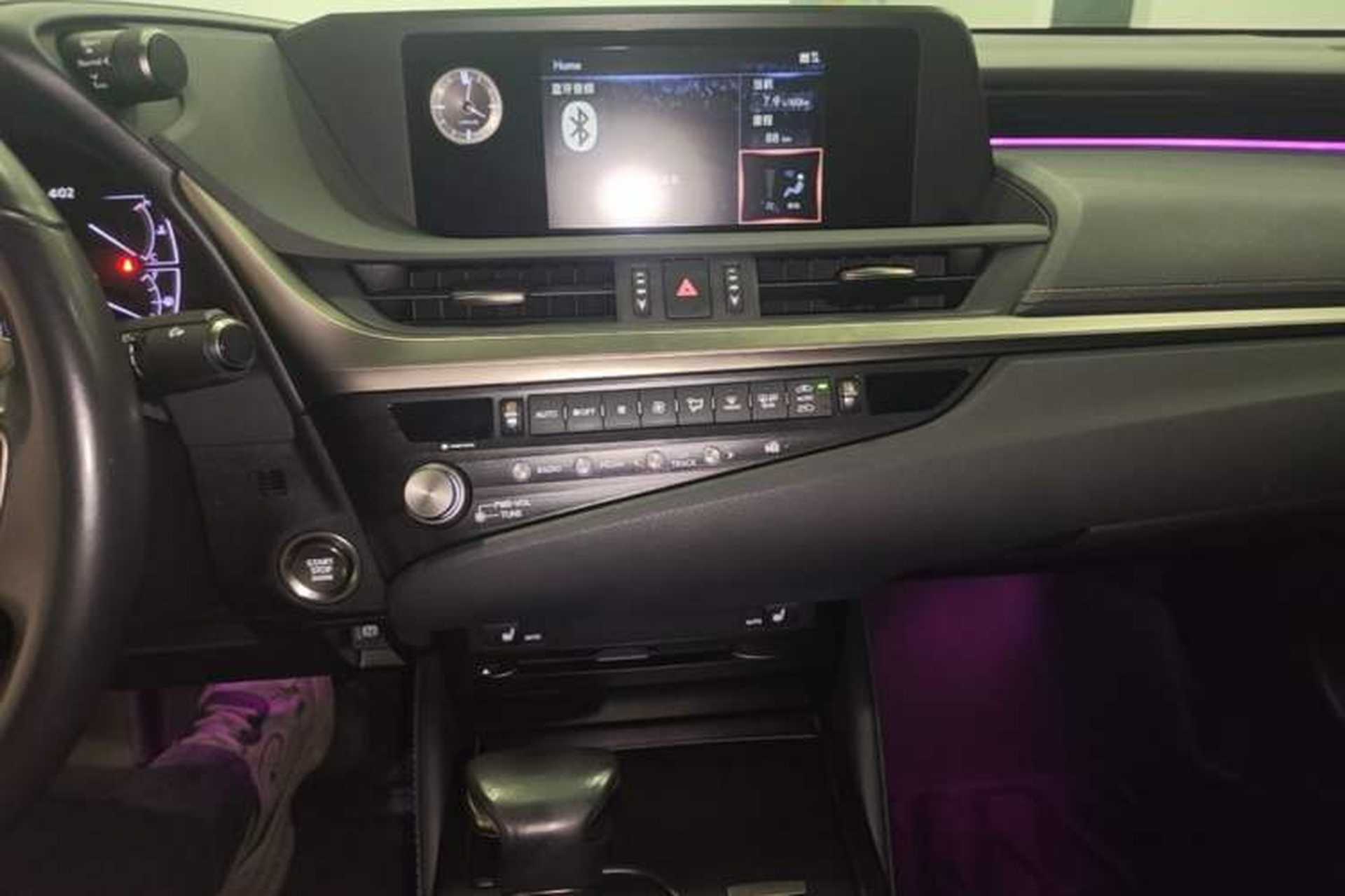 Used Lexus ES 2020 200 Excellence Edition Audio And AC Panel