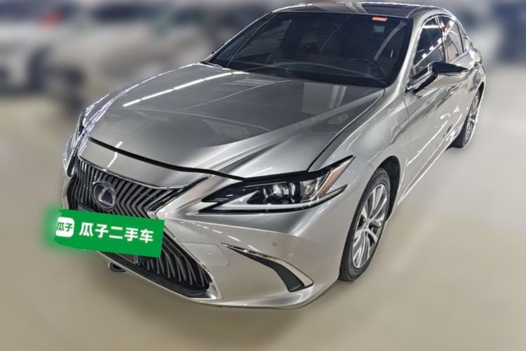 Used Lexus ES 2020 300h Premier Edition Guazi used car, China used car export, Used car for sale, Used cars, Cheapest cars for sale