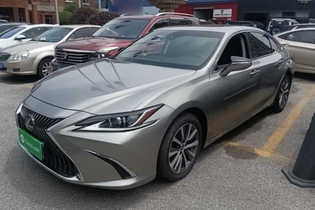 Used Lexus ES 2020 200 Excellence Edition