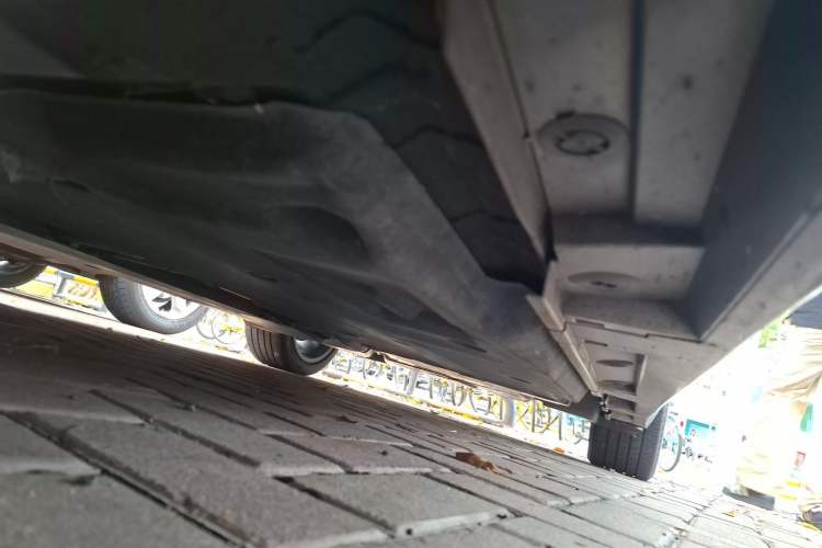 Used Lexus ES 2020 300h Premium Edition Chassis Front Left