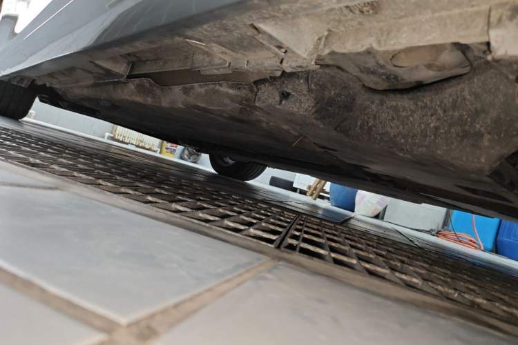 Used Lexus ES 2020 300h Premier Edition Chassis Rear Left