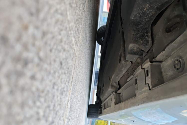 Used Lexus ES 2020 300h Premier Edition Chassis Rear Right