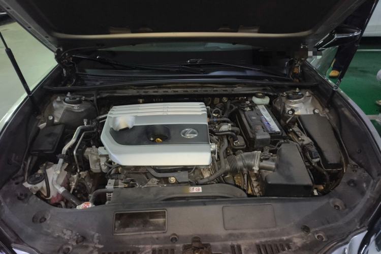 Used Lexus ES 2020 200 Excellence Edition Engine Bay