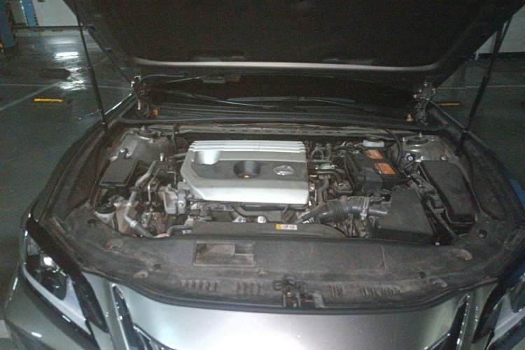 Used Lexus ES 2020 200 Excellence Edition Engine Bay